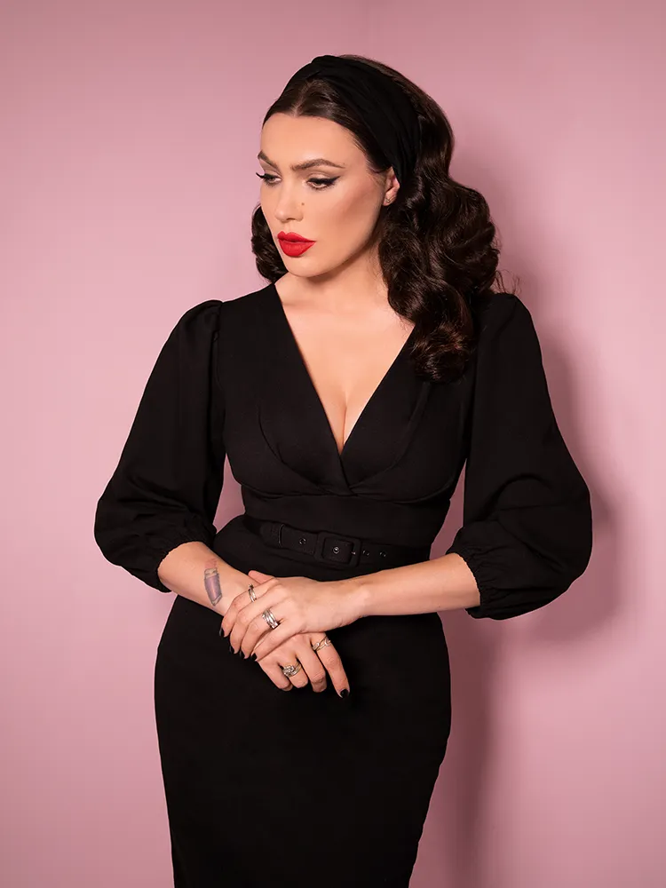 Bawdy Wiggle Dress in Black