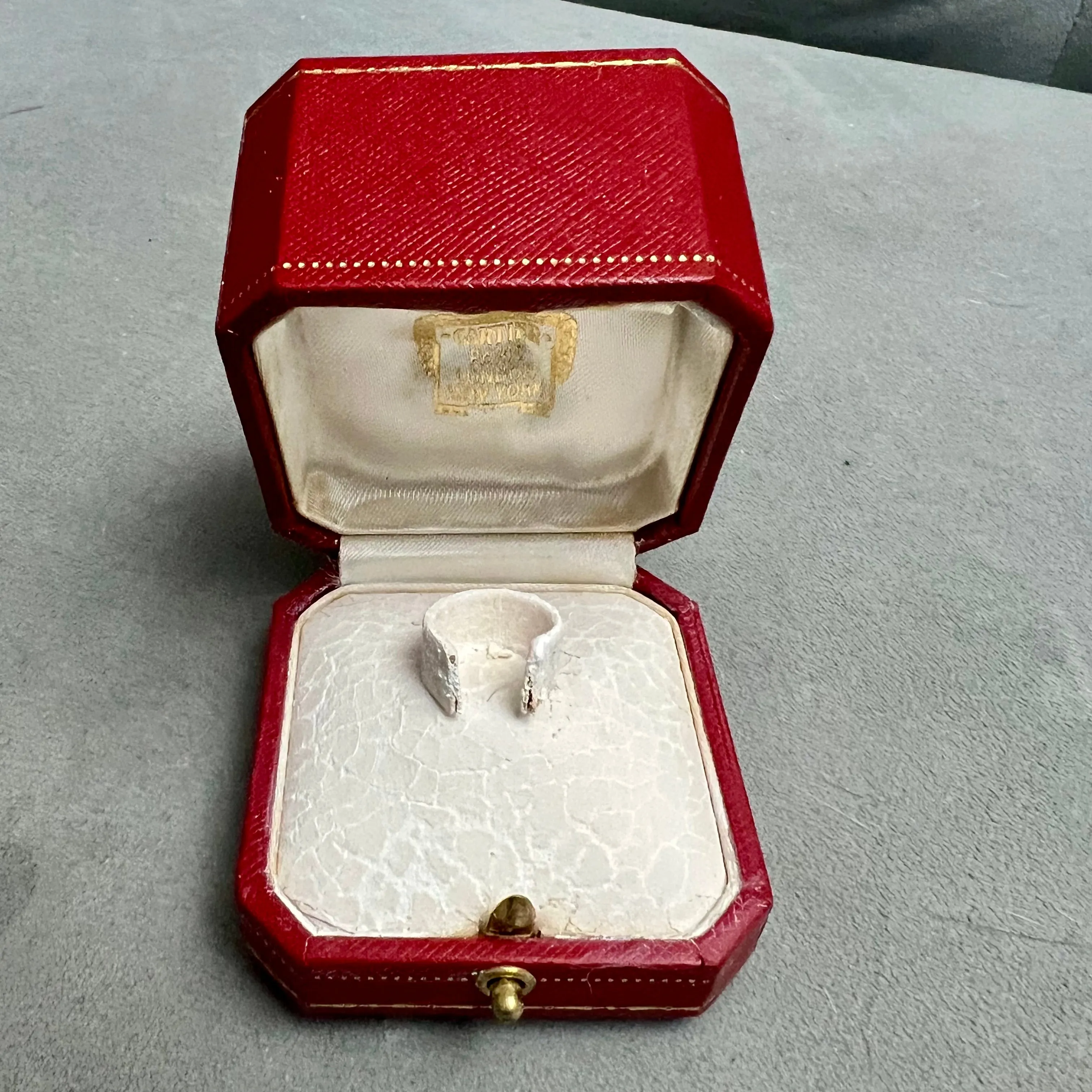 CARTIER Ring Box 2.40x2.40x2.10 inches