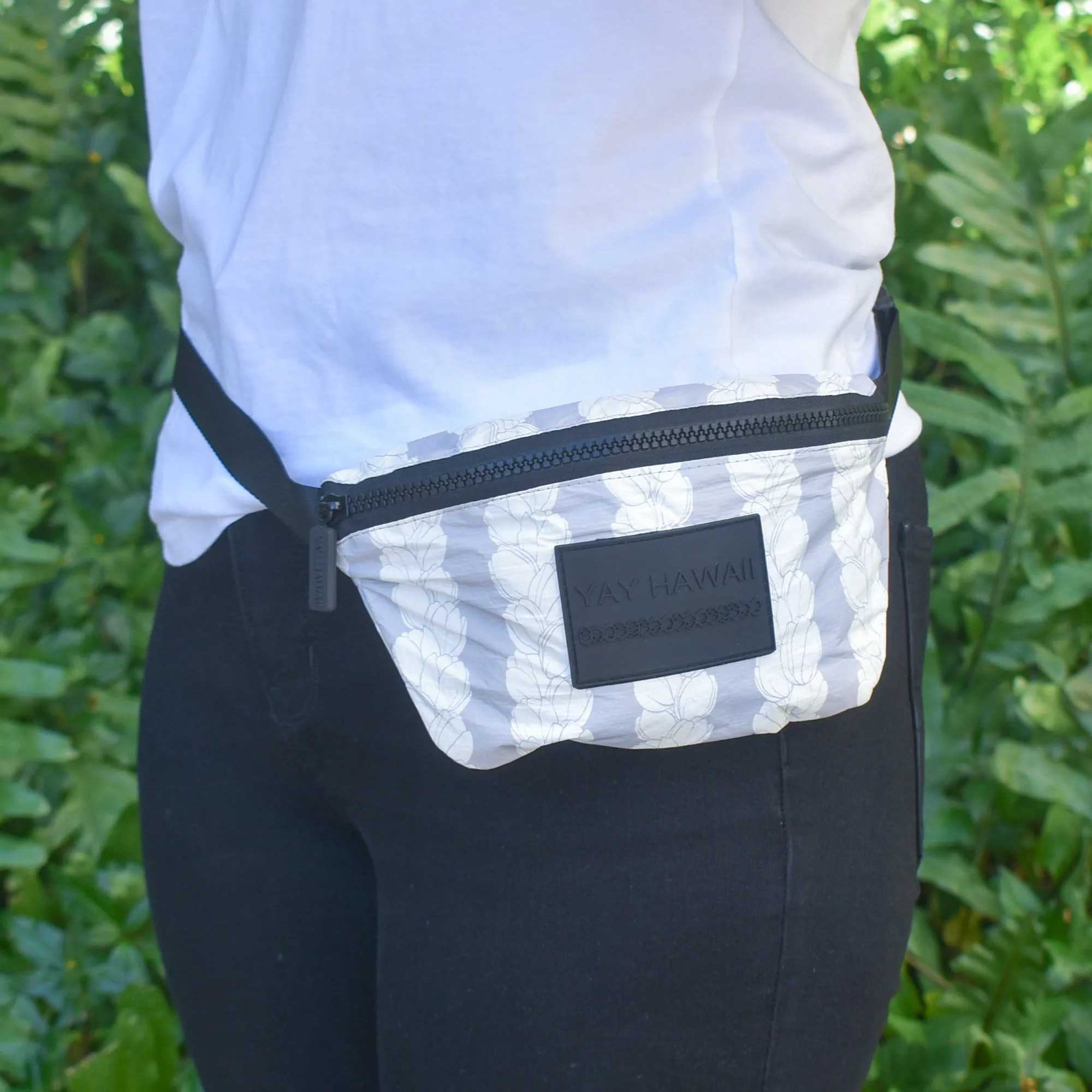 Double Pikake Lei Tyvek Fanny Pack