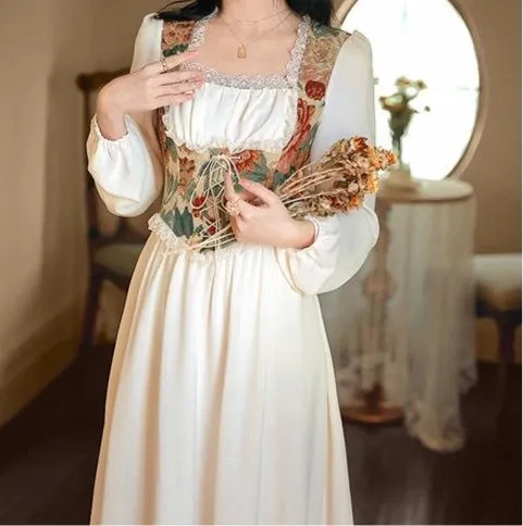 Loretta Candle-Wood Vintage-style Tapestry Dress