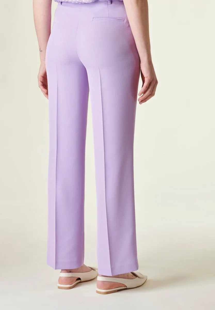 Pantalone lilla palazzo