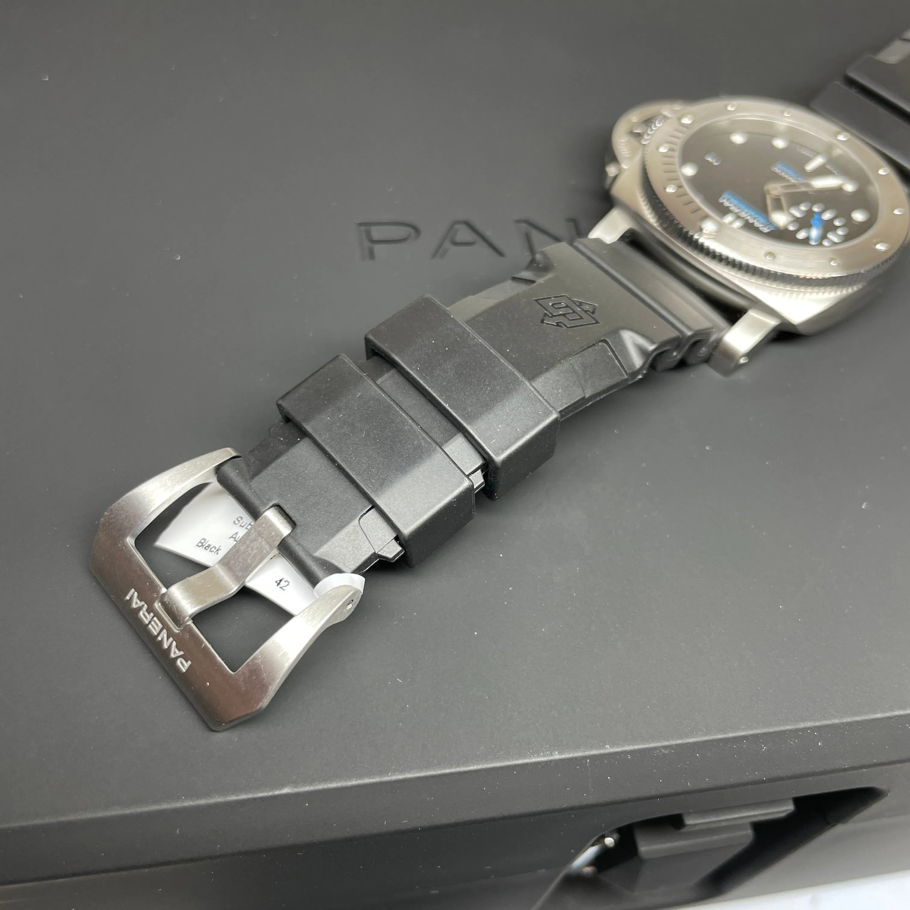 Pre-owned Panerai PAM00973 Submersible Blue Limited Steel Watch 42mm