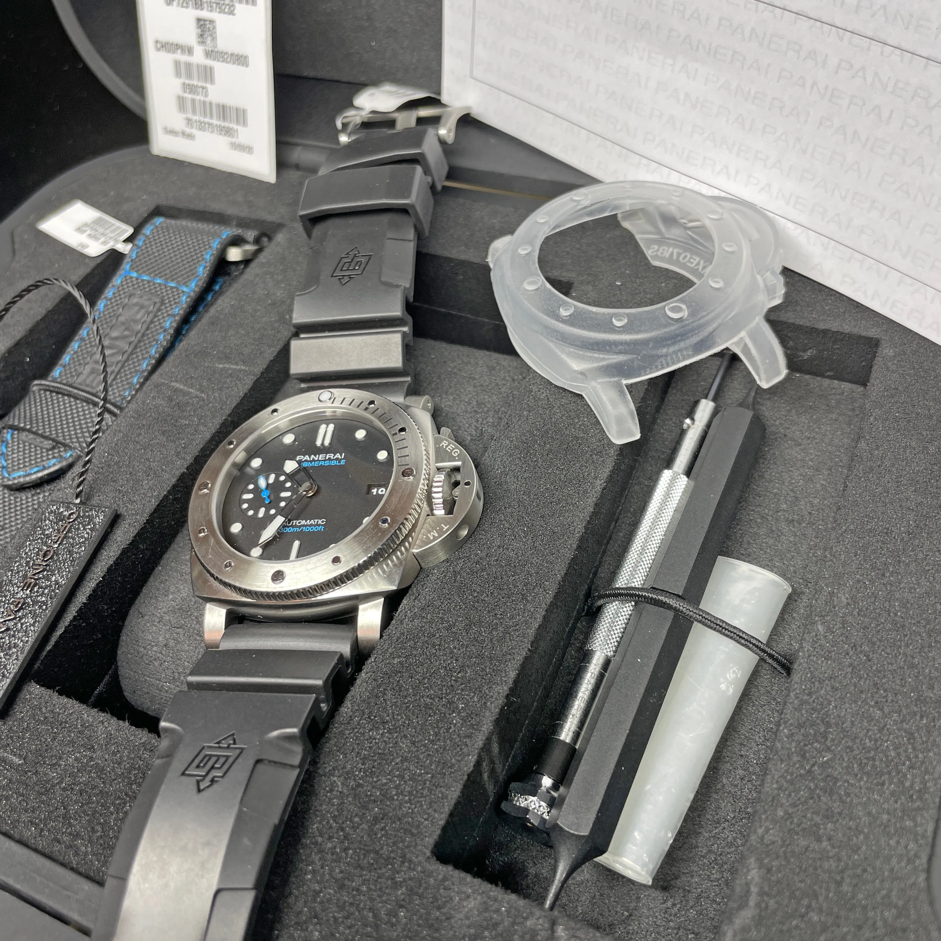 Pre-owned Panerai PAM00973 Submersible Blue Limited Steel Watch 42mm