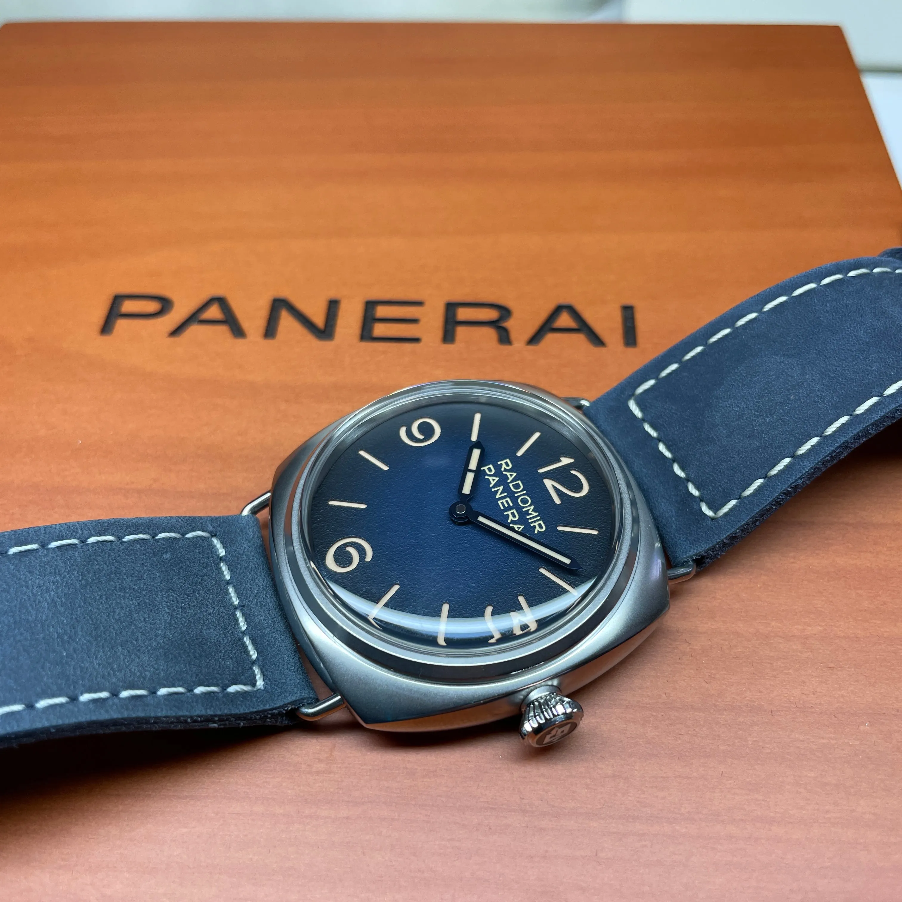 Pre-owned Panerai Radiomir Tre Giorni Blue Suede PAM01335 - 45mm Watch