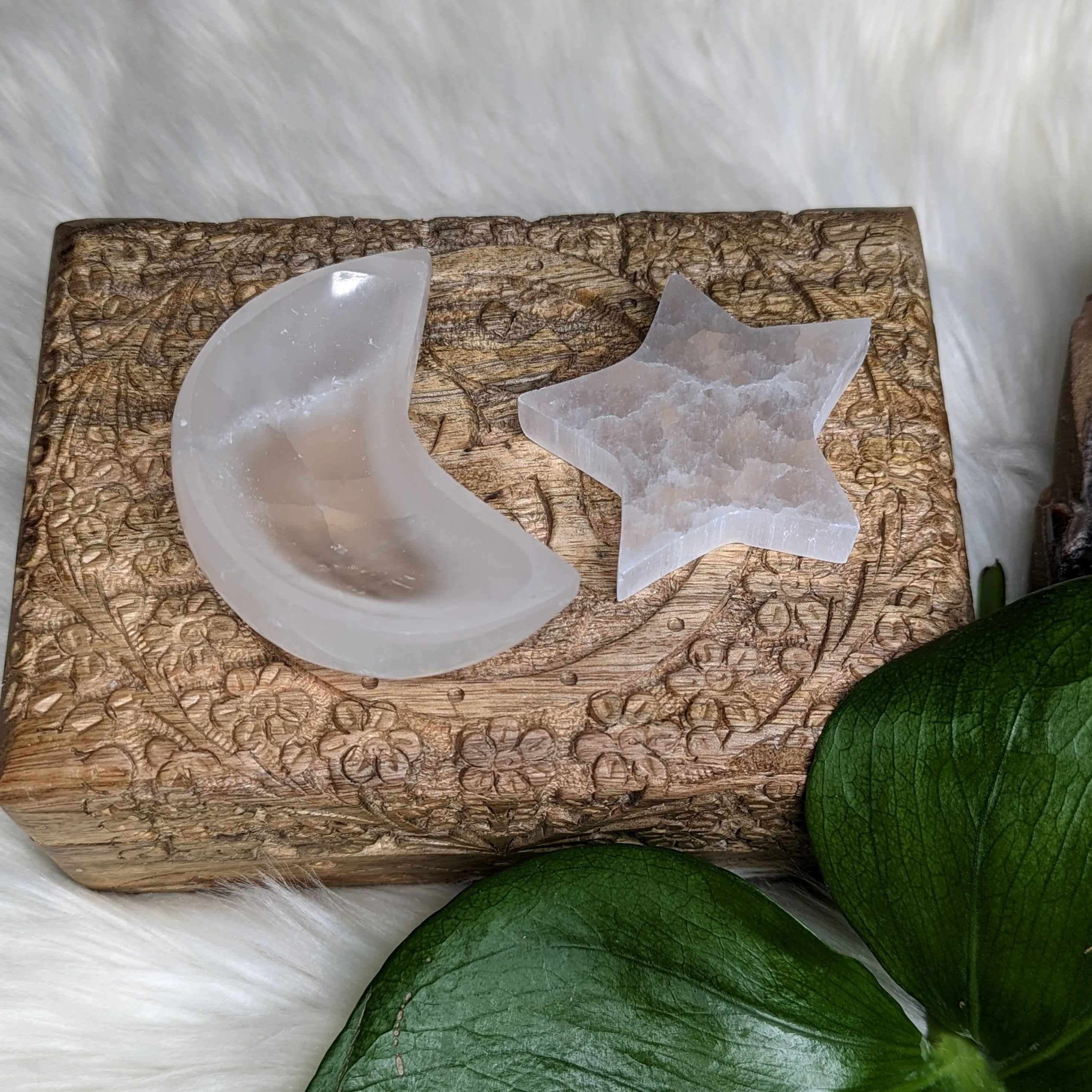 Selenite Moon Tray & Charging Star Carving Set ~ Charge and Amplify