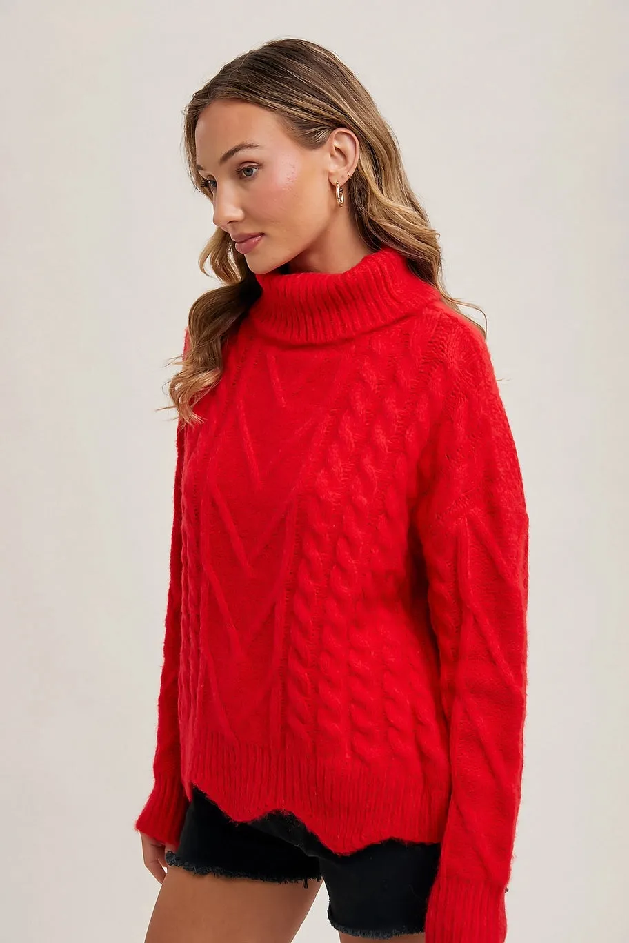 Turtle Neck Scallop Hem Sweater