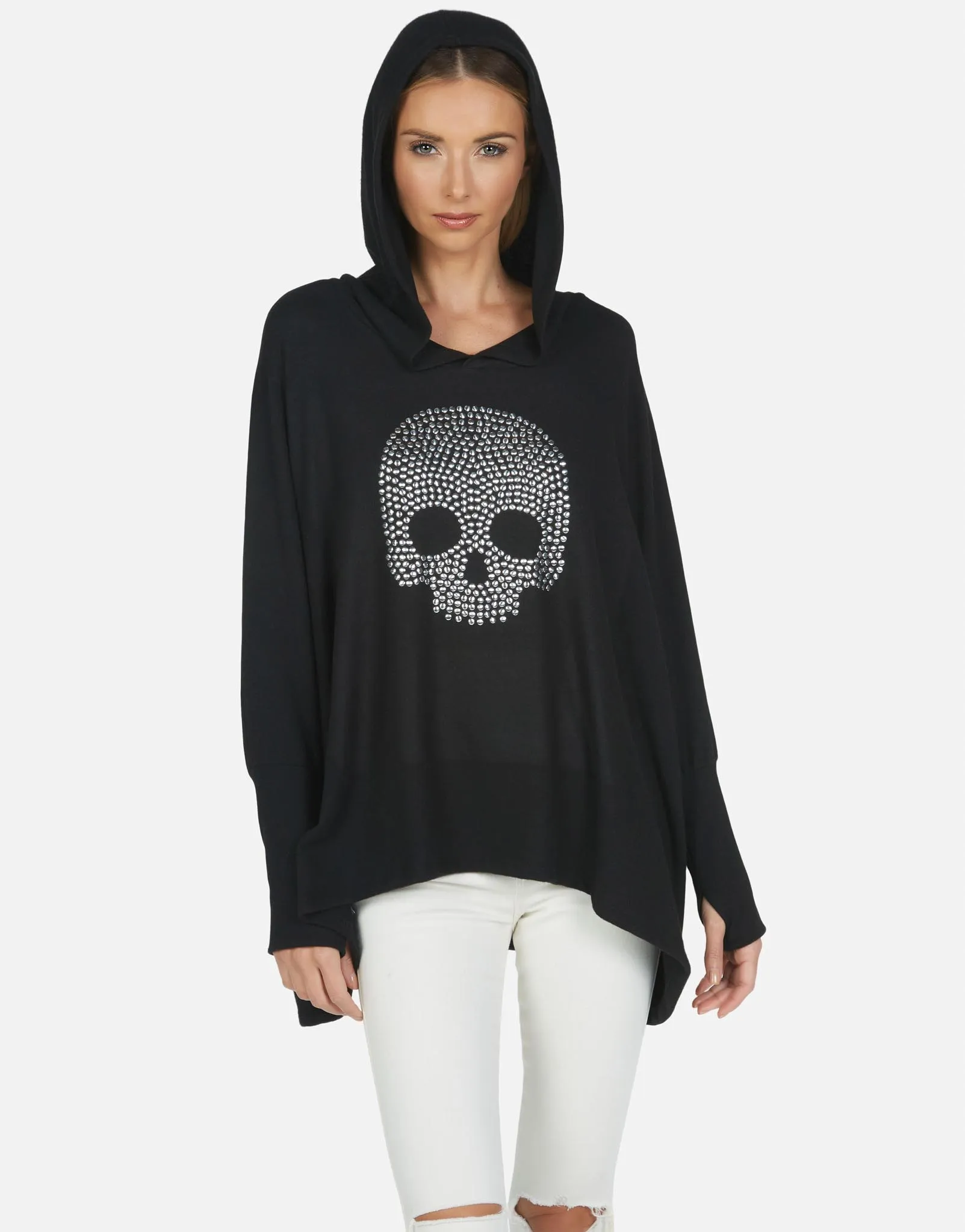 Wilma Nailhead Skull