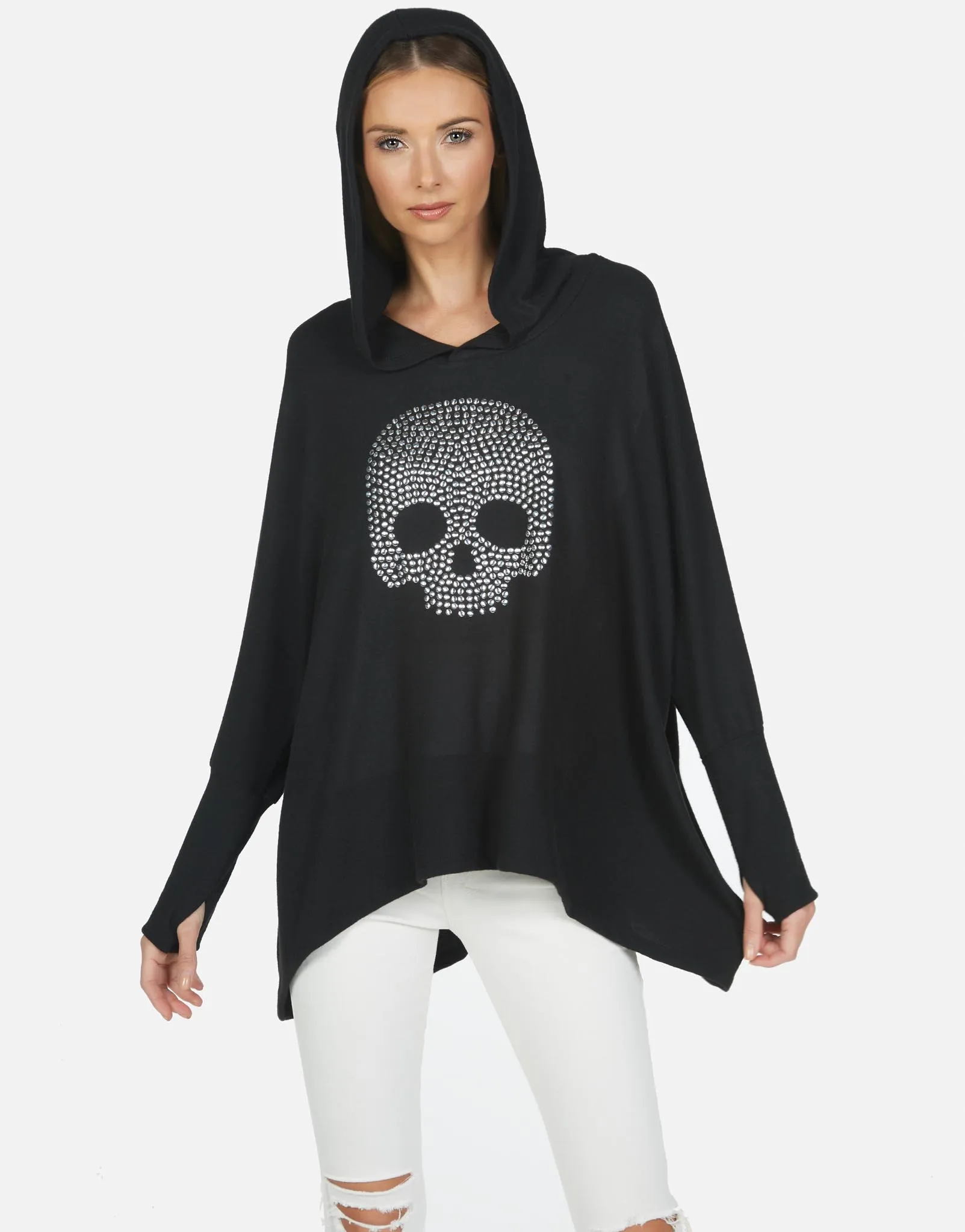 Wilma Nailhead Skull